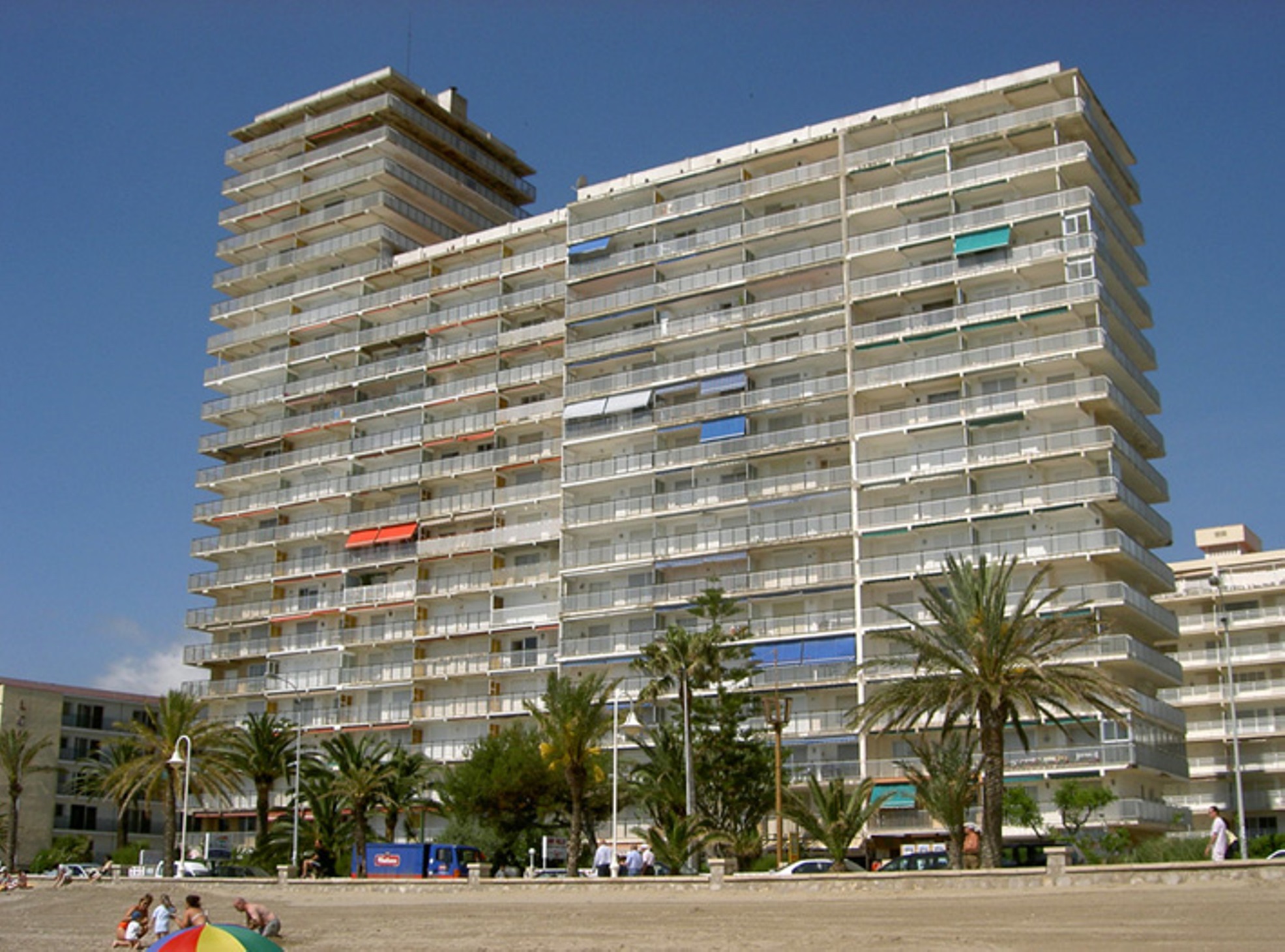TORRE HIRTA